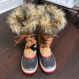 Sorel Joan of Arctic Boots NWT
